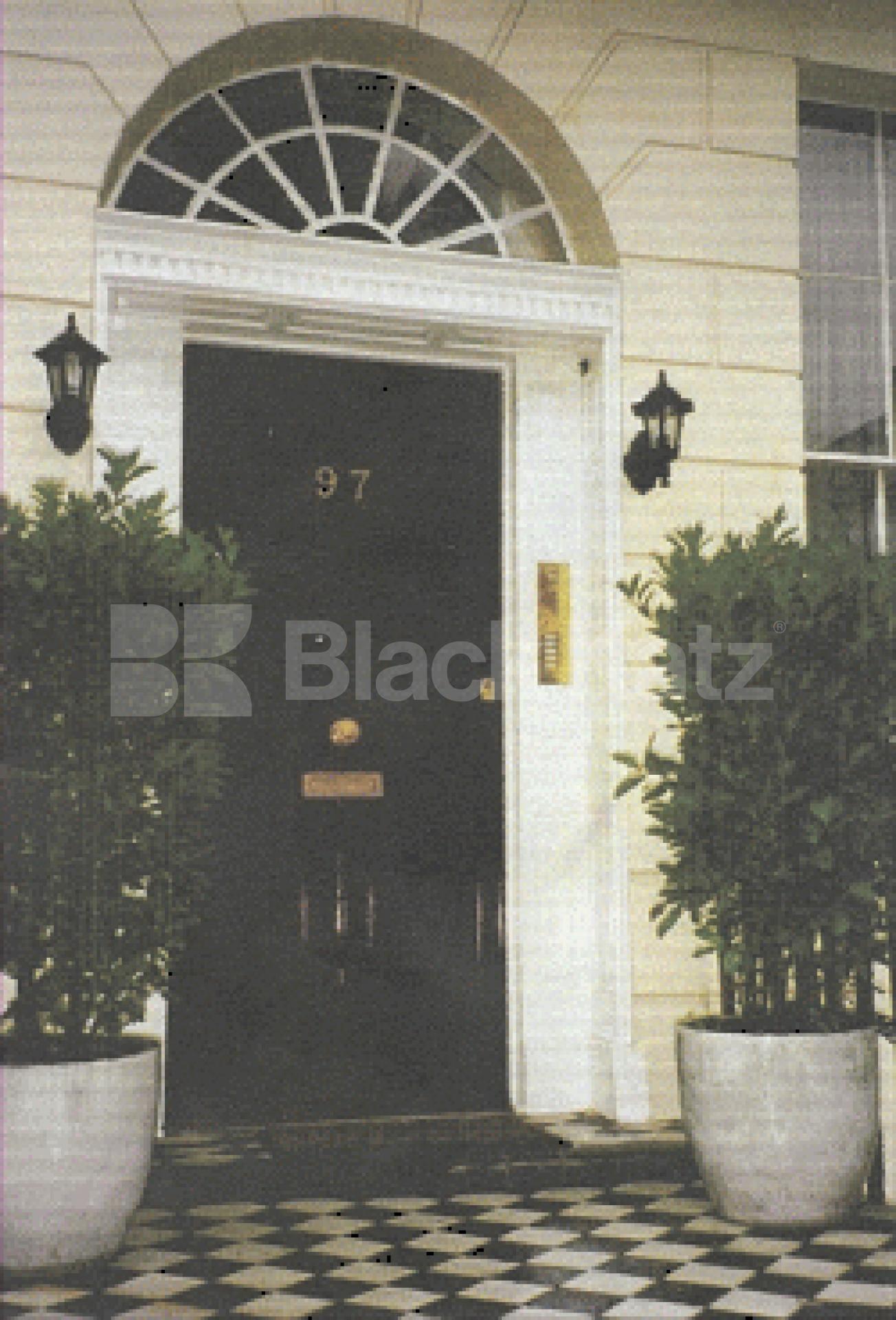 			new instruction, 2 Bedroom, 1 bath, 1 reception Flat			 Gloucester Place, Marylebone W1U